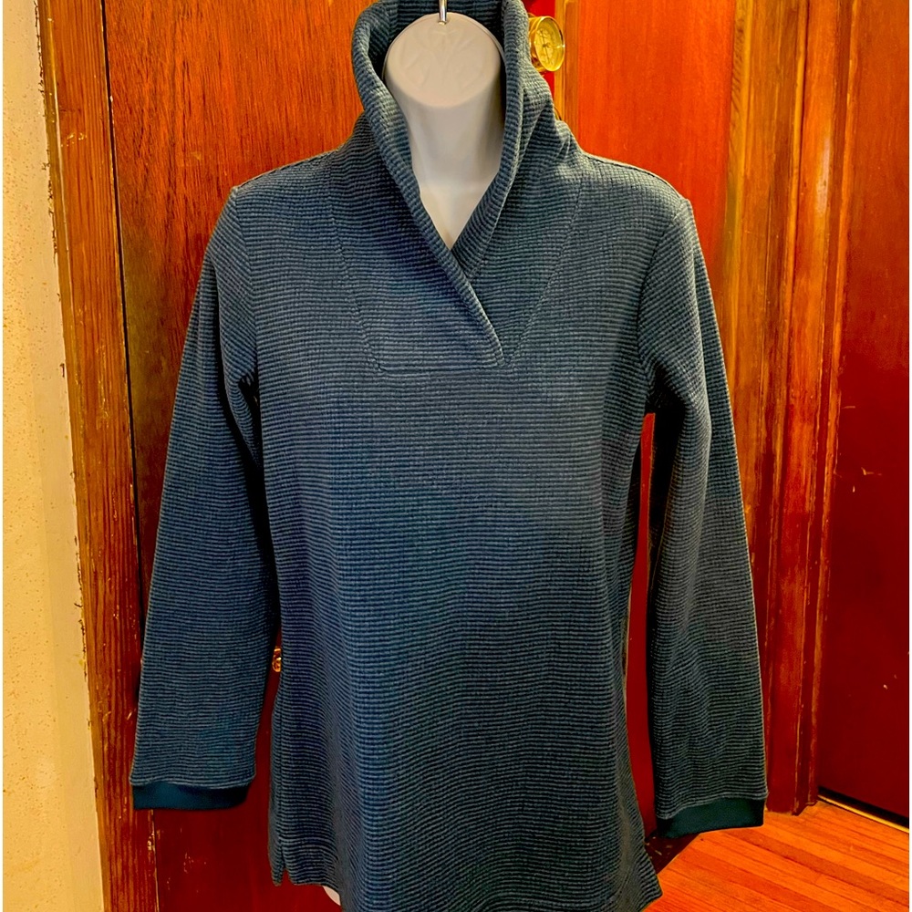 Denim&Co sweater